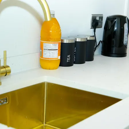 Διαμέρισμα Luxury - 1 Bed,sleep 3 *