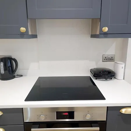 Luxury - 1 Bed,sleep 3 * Λιντς