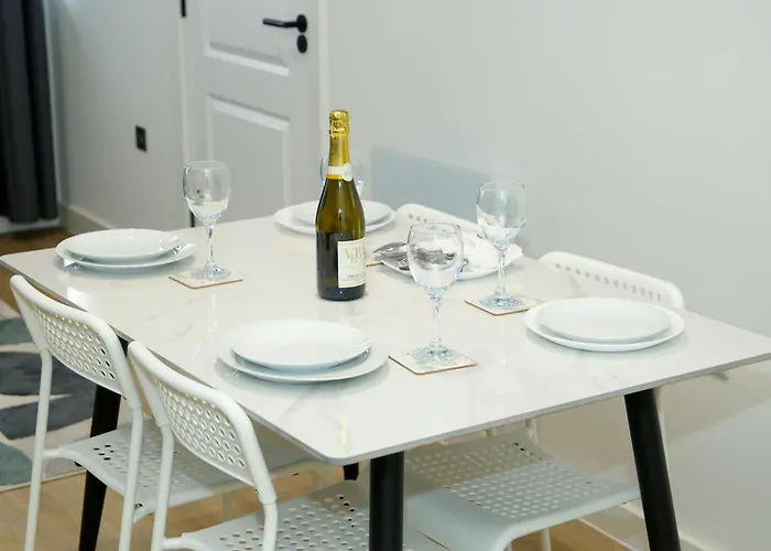 Jazreal Luxury - Centre *